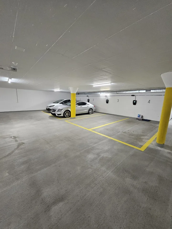 Parking space in underground garage for rent