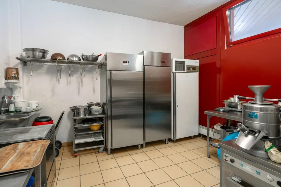 Etablierte Bäckerei mit Umnutzungspotenzial im Dorfkern von Welschenrohr – Foto 12 von 15