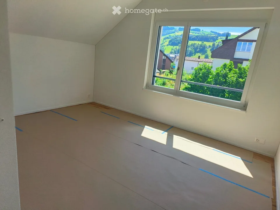 Modern 4.5-room maisonette apartment in Wollerau – available for immediate occupancy!