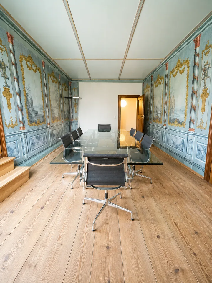 Unique office space in a central location!