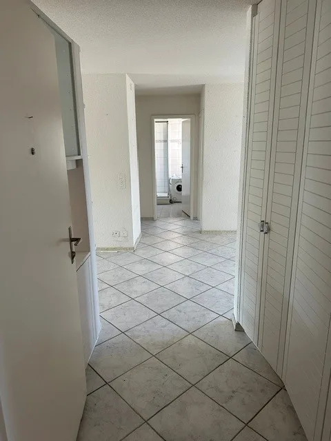 Beautiful 4.5-room apartment with 2 balconies, basement and parking space