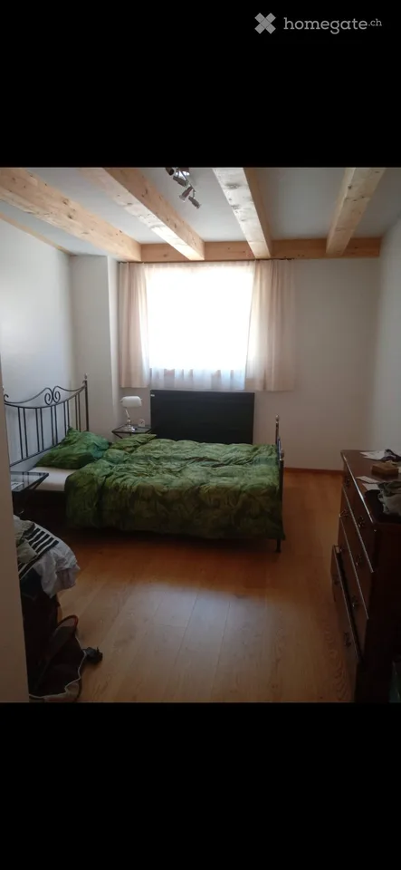 Bello appartamento con balcone e vista