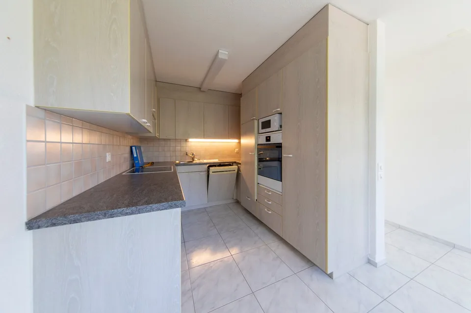 Charming 4.5-room apartment with fireplace and balcony in Freienstein-Teufen