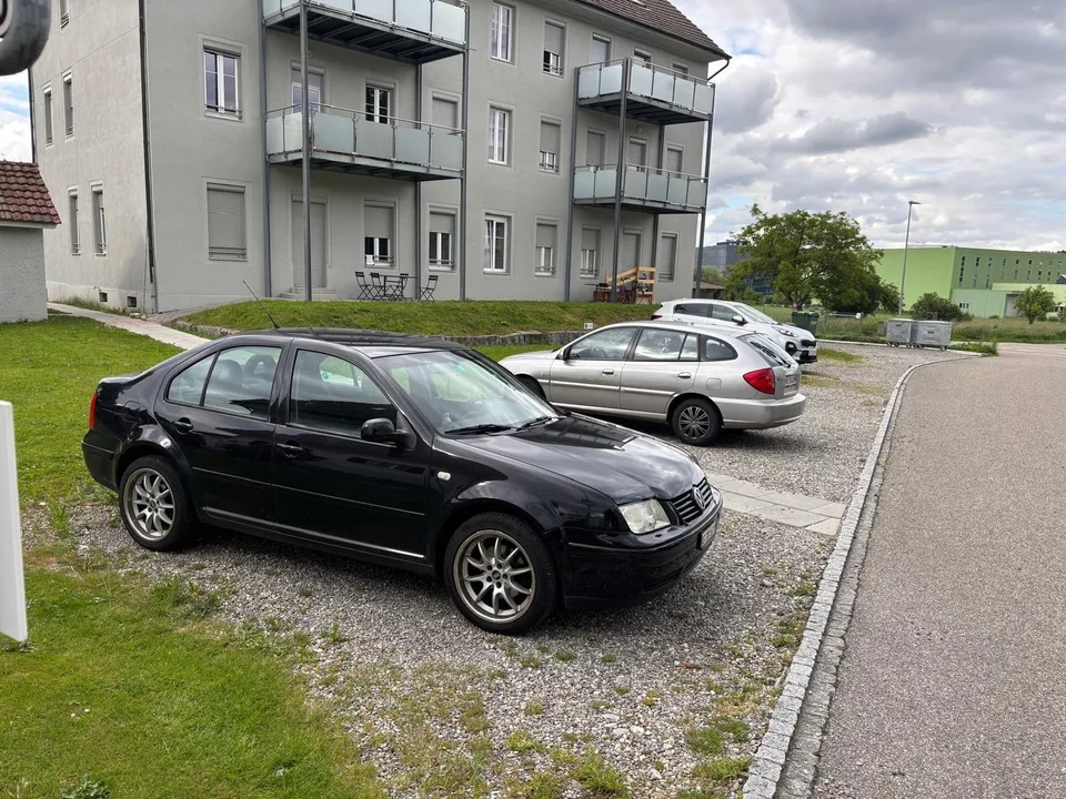 Bequem parken – Ihr Stellplatz ist bereit!