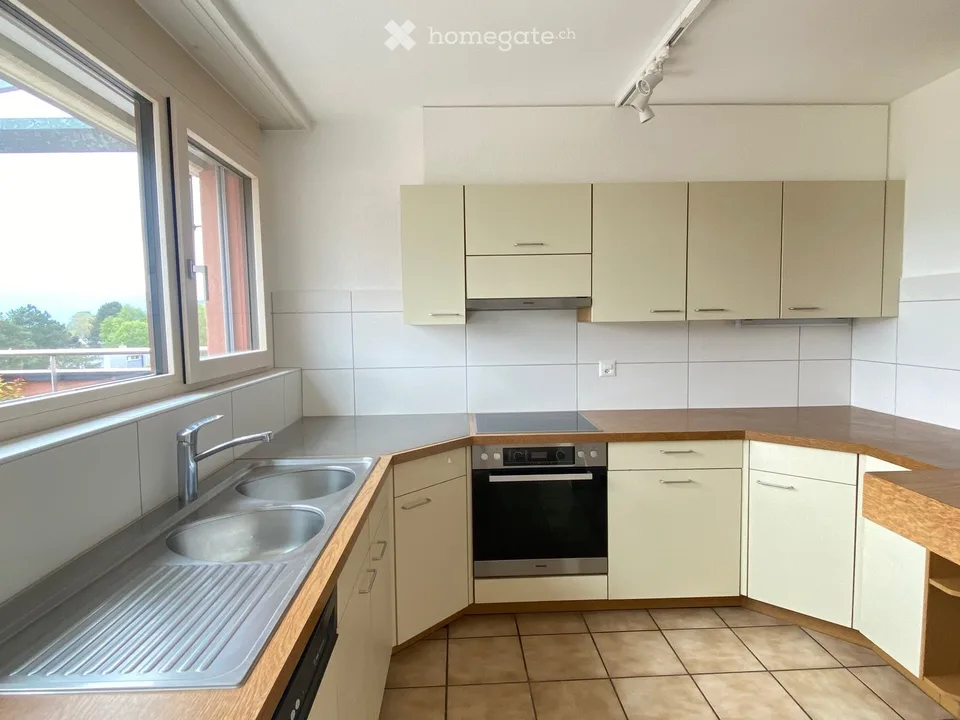 Attico d'eccezione 4.5 locali con terrazza panoramica 360°