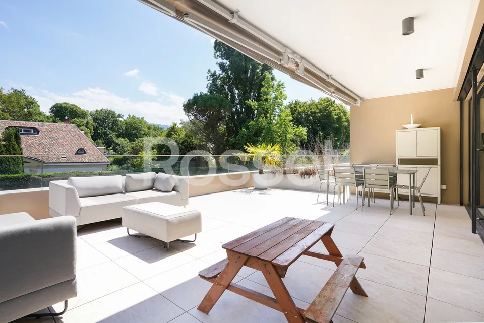 Secteur résidentiel - Appartement de 5 pièces au 1er étage