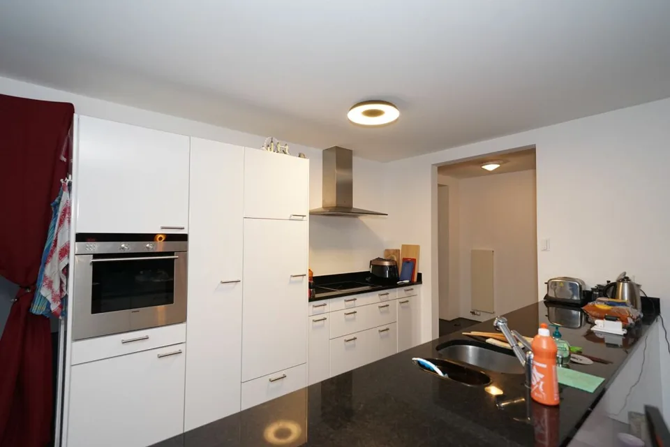 Spacious 4.5-room apartment with 185 m² directly at Murgenthal train station