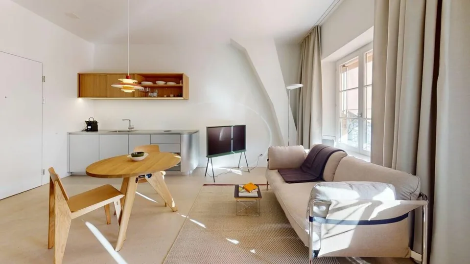 Living Directly on the Rhine in the St. Alban-Tal