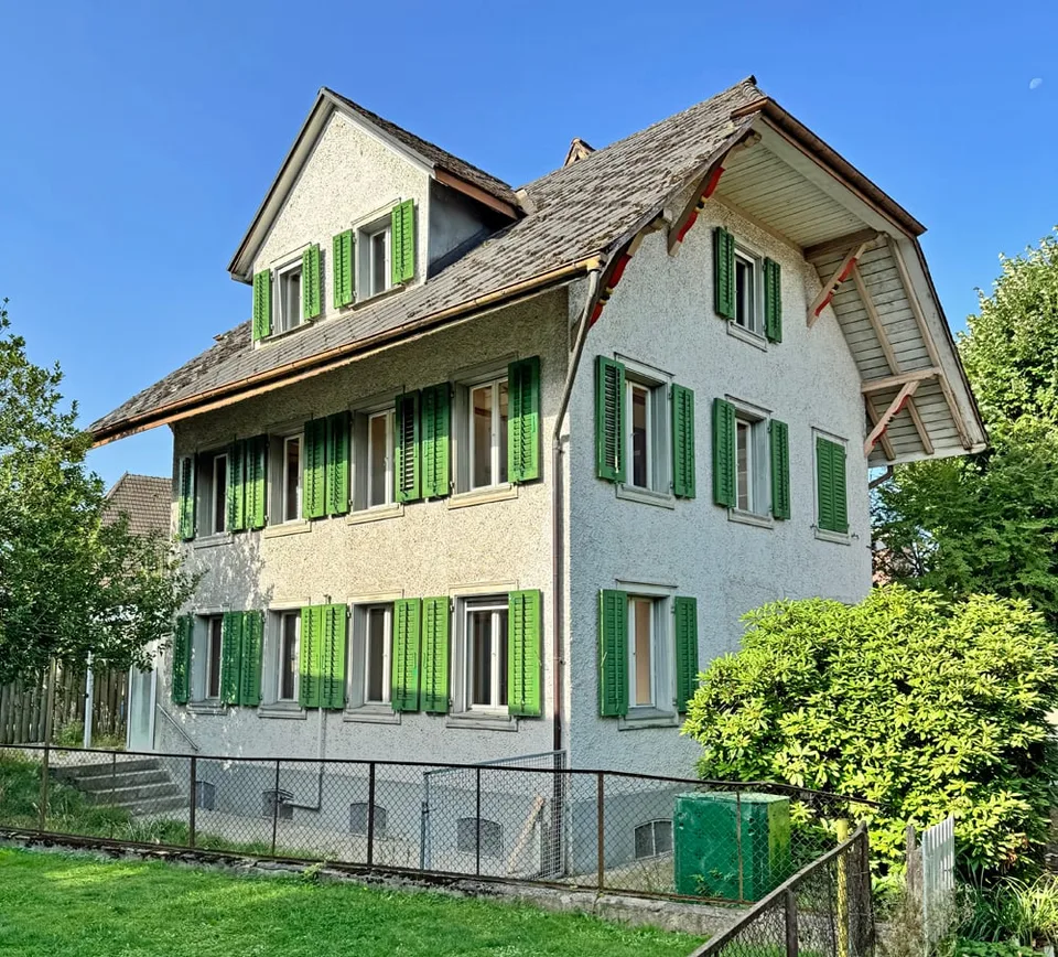 ...grosszügiges Zuhause im Herzen von Madiswil...