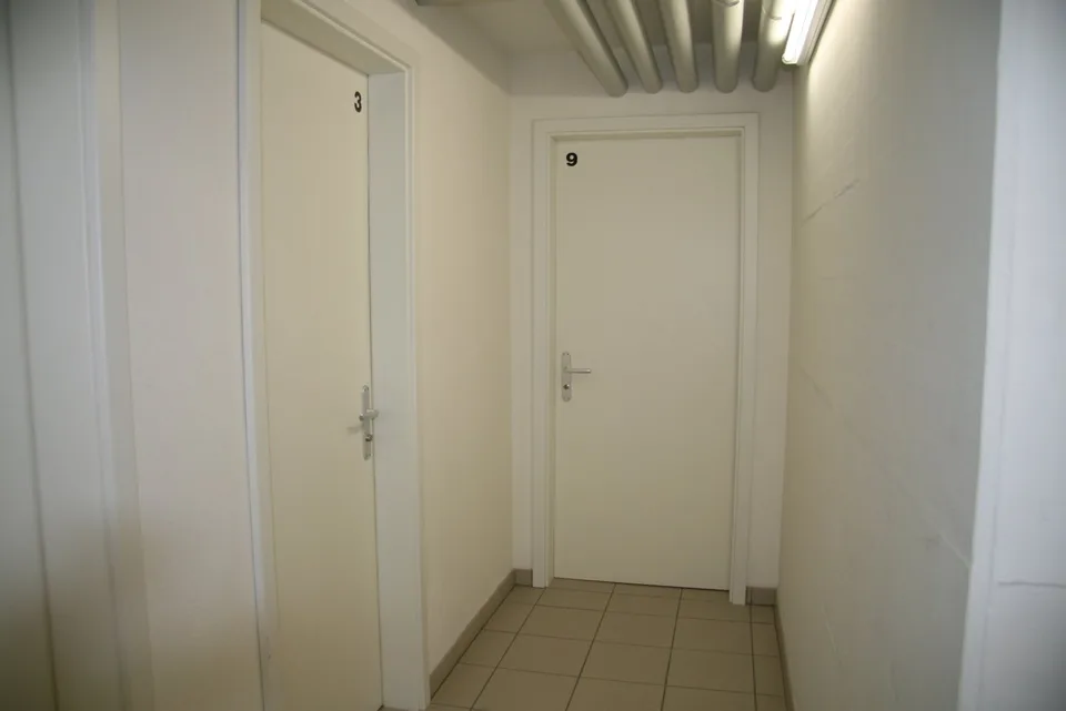 Dachwohnung 3.5 Zimmer - zentrale aber ruhige Lage im Grünen – Foto 13 von 15