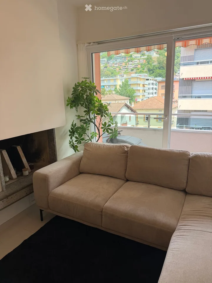 Furnished 2.5-room apartment with balcony, sublet for 3 months, Lugano