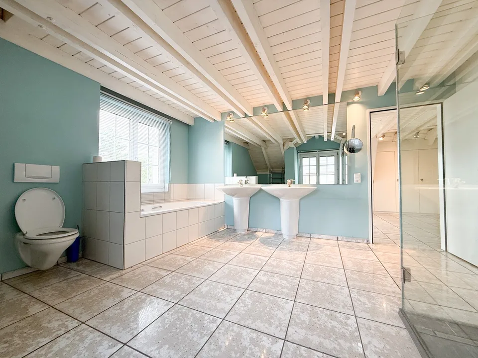 Exklusive 5-Zimmer-Maisonette-Wohnung in Ermatingen am Bodensee – Foto 9 von 20