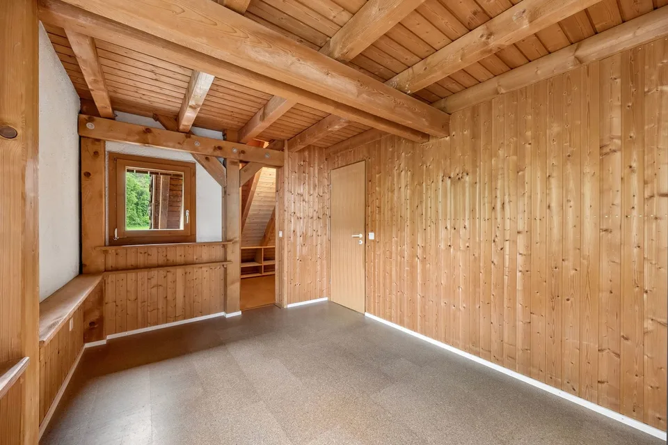 Detached house with large garden, character, tranquility and magnificent panoramic view