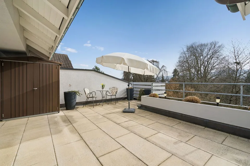 5.5-room apartment with large terrace in Dottikon