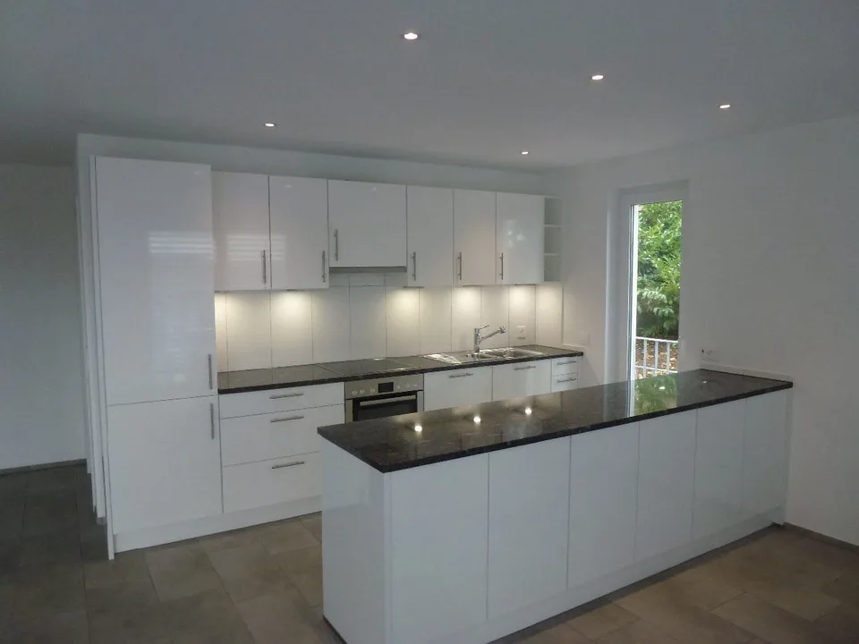 Apartment building with 18 apartments - 5.15% return - freshly renovated