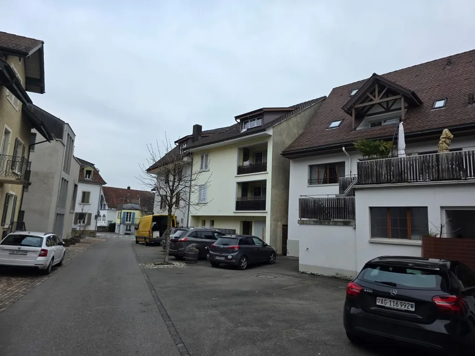 Immeuble d'appartements avec 6 unités dans la vieille ville de Mellingen - rendement solide