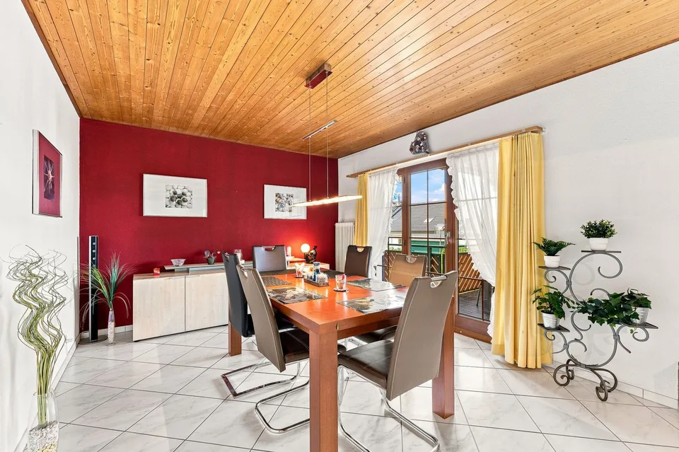 Maison unifamiliale de 8,5 pièces avec vue lointaine à Obfelden à vendre