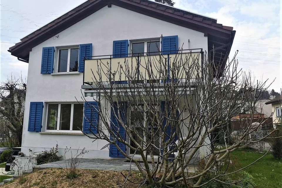 4.5-Zi.-Einfamilienhaus mit grossem Garten in Gränichen