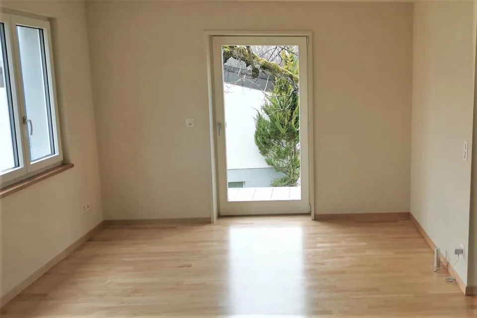 Maison unifamiliale de 4,5 pièces avec grand jardin à Gränichen
