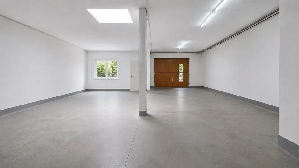 Reiheneckhaus mit Gewerbe - Wohnen und Arbeiten unter einem Dach
