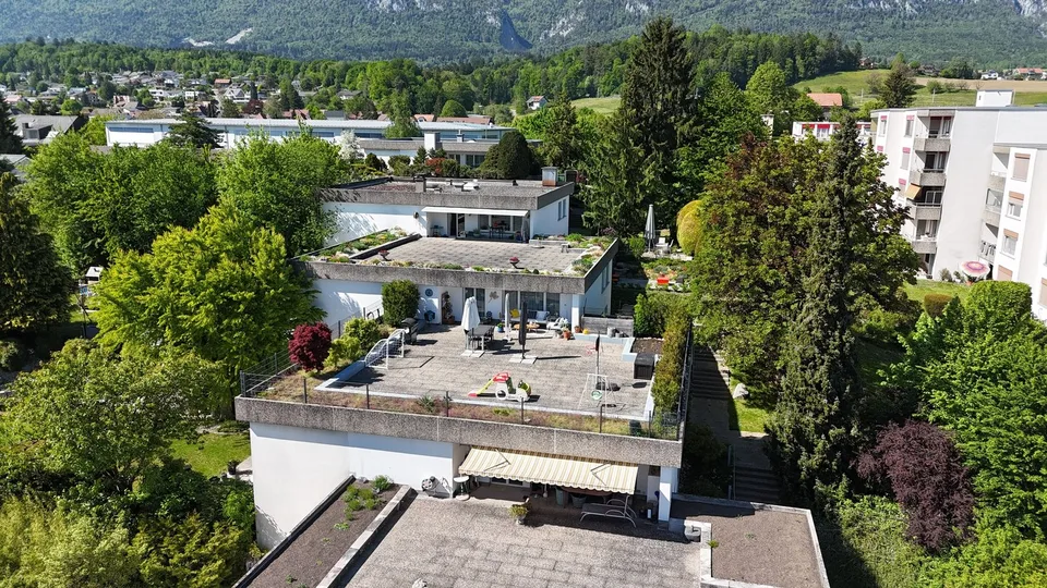 Bellach: 5.5-Zimmer-Terrassenhaus, 200 m² Terrasse, renoviert