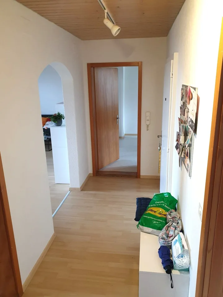 Appartamento 2.5 locali luminoso con parcheggio a Grenchen