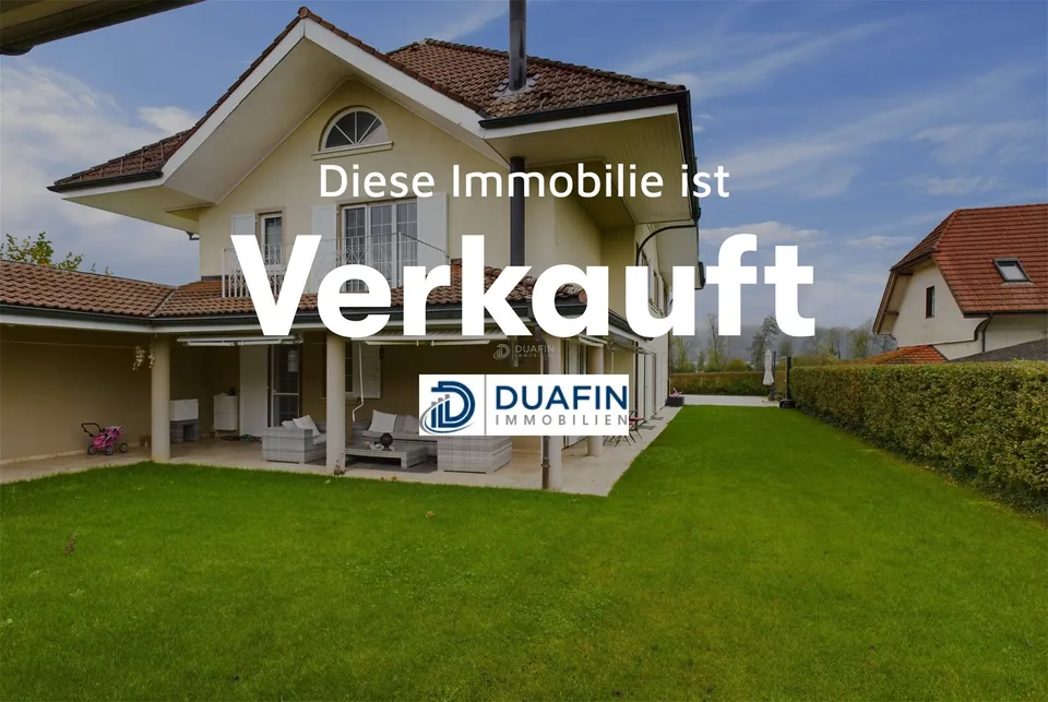 8.5-Zi.-Villa mit Pool & Einliegerwohnung in Oberentfelden