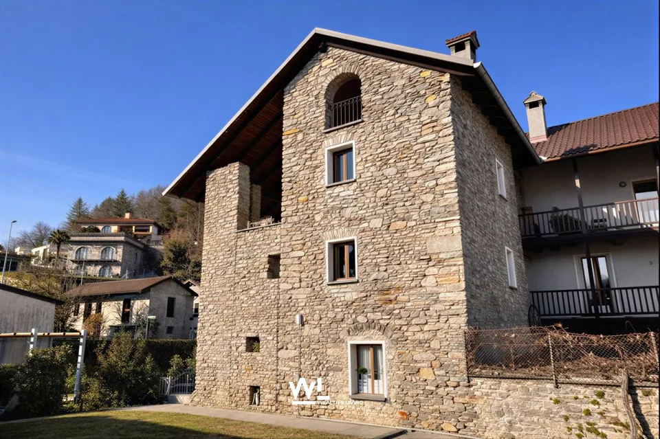 5-Zimmer-Reihenhaus mit Tessiner- Charme an ruhiger Lage in Losone