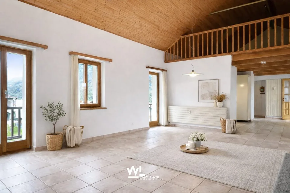 6-Zi.-Attika-Duplex mit Garten, Lift und Dachboden in Losone - hell und grosszügig