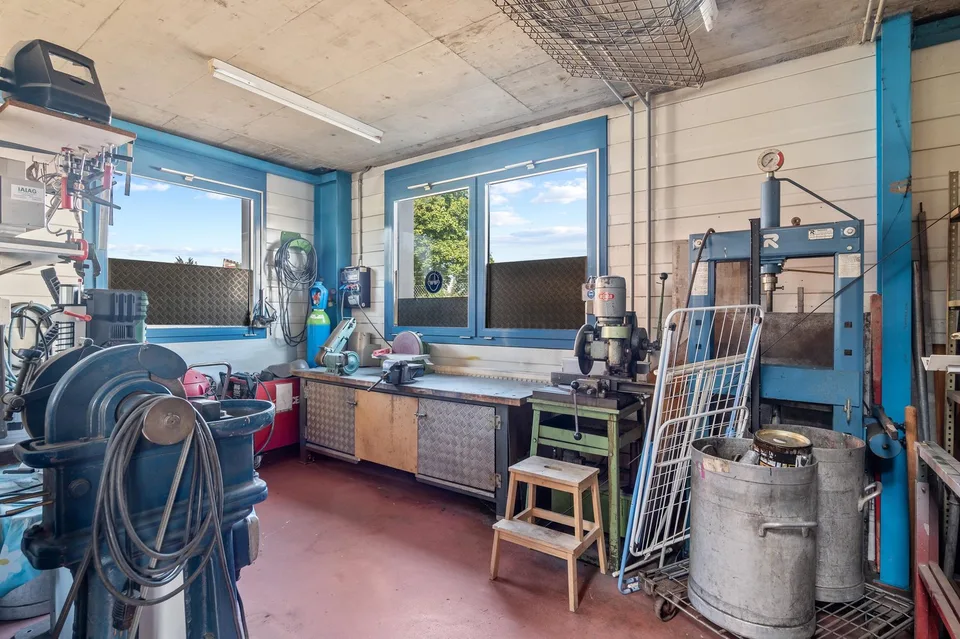Successful sewer cleaning and construction drying company with great growth potential for sale