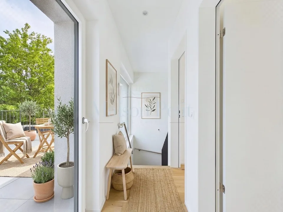 Reduce to the Max - Panoramic view, tranquility, low ancillary costs