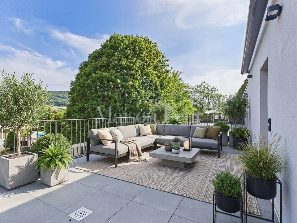Your Style. Your Space. Your Home. Easy. Nice. Ready.