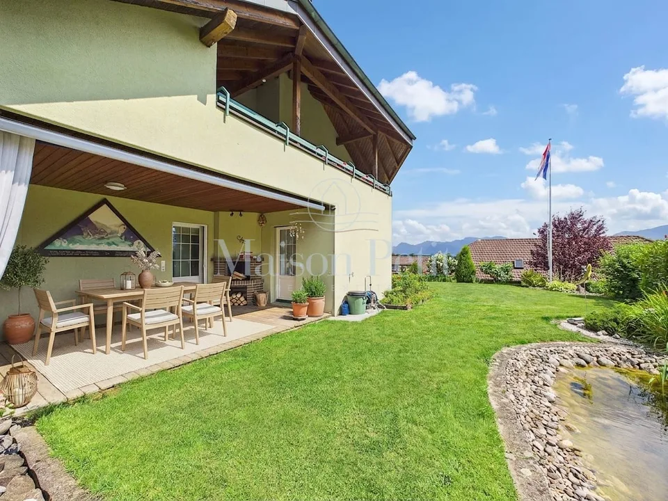 Detached single-family house with a far-reaching view from Pilatus to Rigi