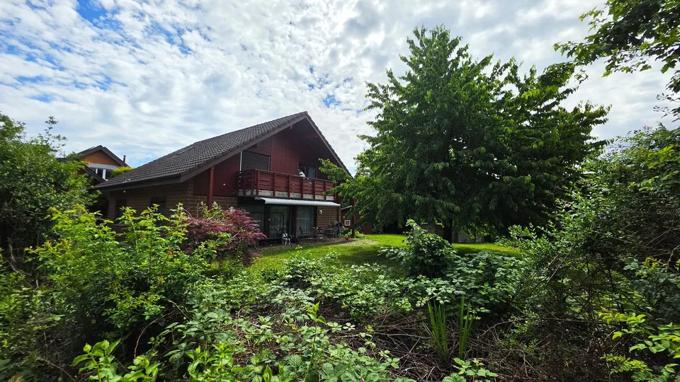 6.5-Zi.-Einfamilienhaus mit grossem Garten in Lupsingen