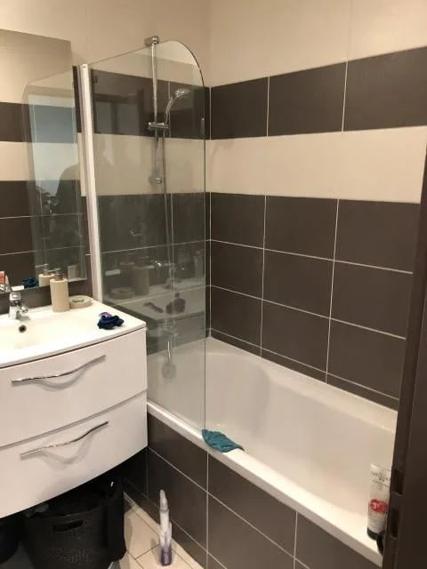 Charmant studio meublé de 45 m² à Genève – Disponible immédiatement