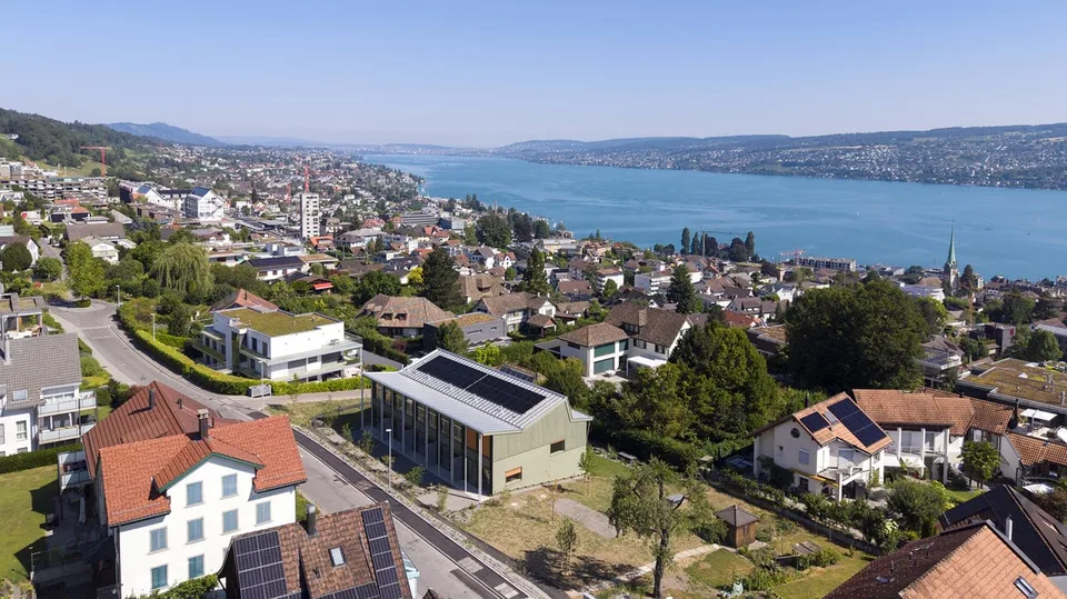 Erstvermietung: Smarte Reihenhäuser in Horgen am Zürichsee