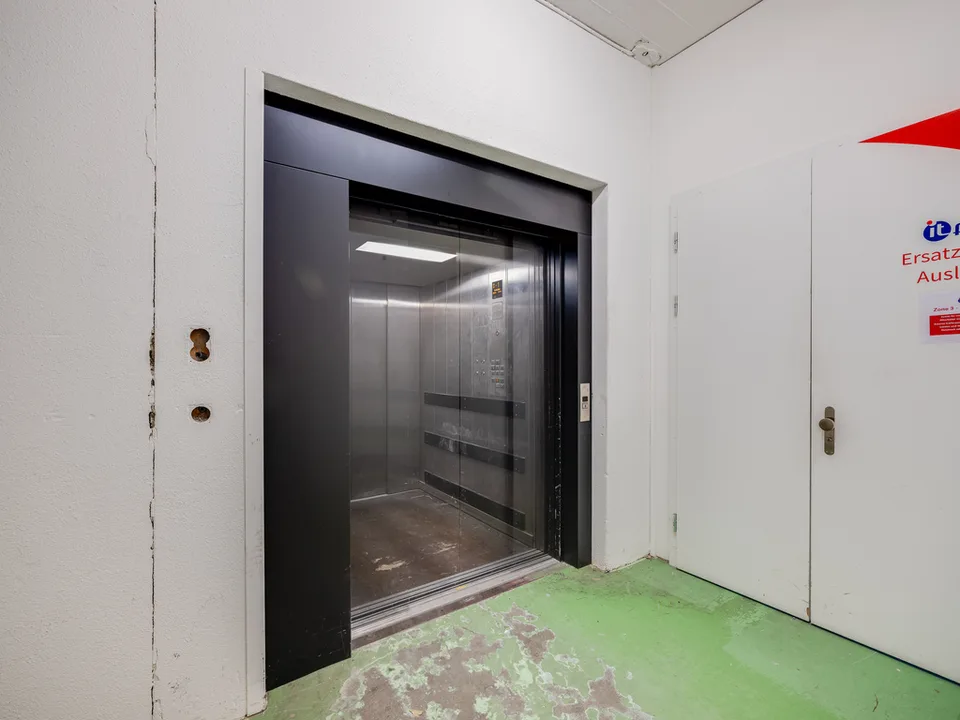 Attractive storage space in Köniz