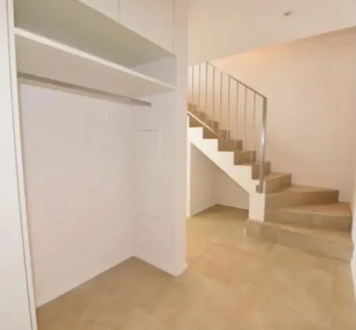 Spacious 4.5-room apartment with garden in Engollon