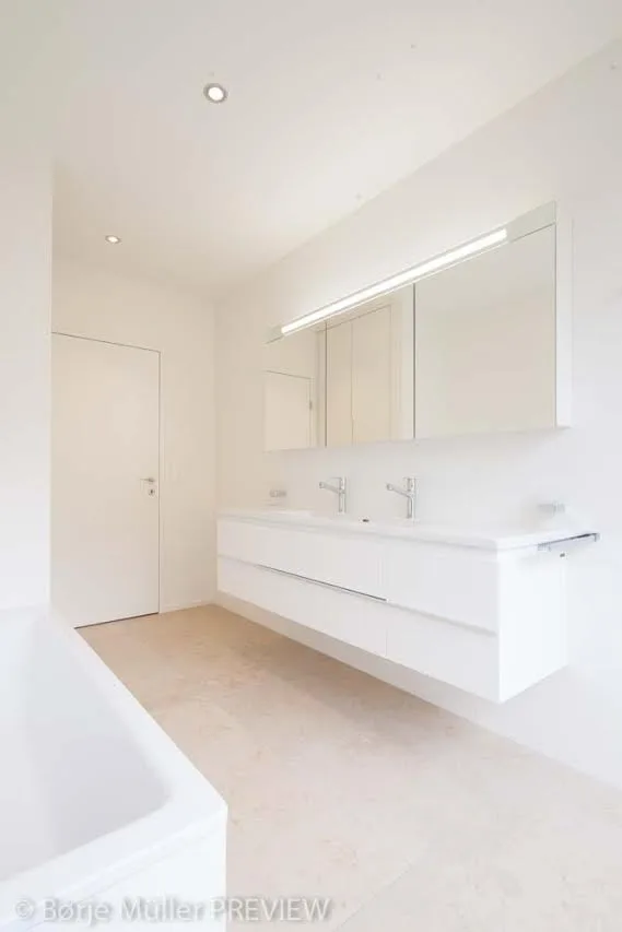 Modern 4-room apartment in a quiet location in Riehen