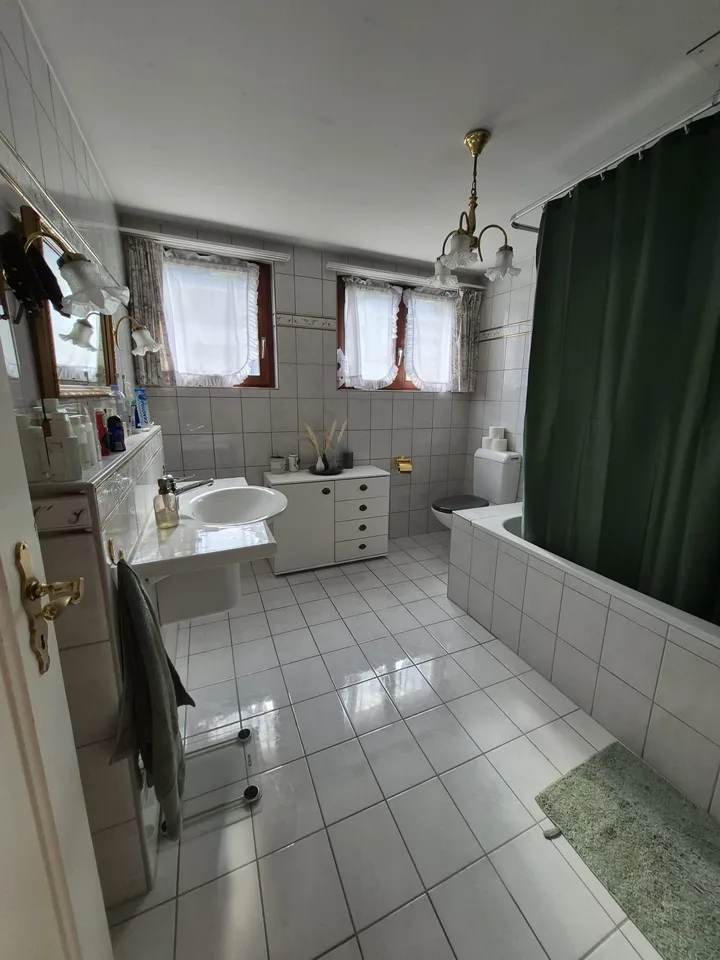 Charmante maison de famille de 5 pièces à louer à Muhen