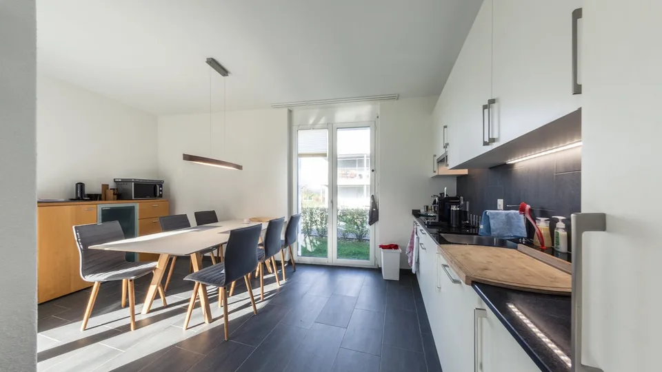 Appartement lumineux 2.5 pièces avec terrasse à Möhlin – disponible à partir d'octobre 2026