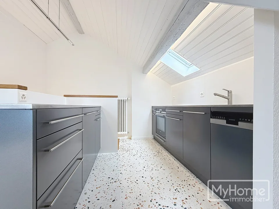 Room for rent, 15 minutes walk from Lausanne city center