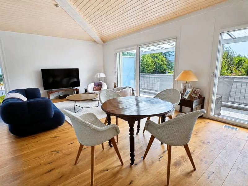 Helles Apartment - Troinex