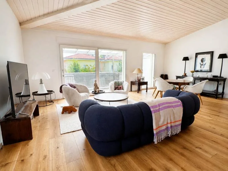 Appartement lumineux - Troinex