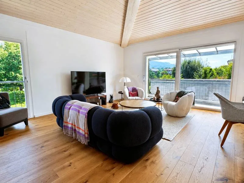 Helles Apartment - Troinex