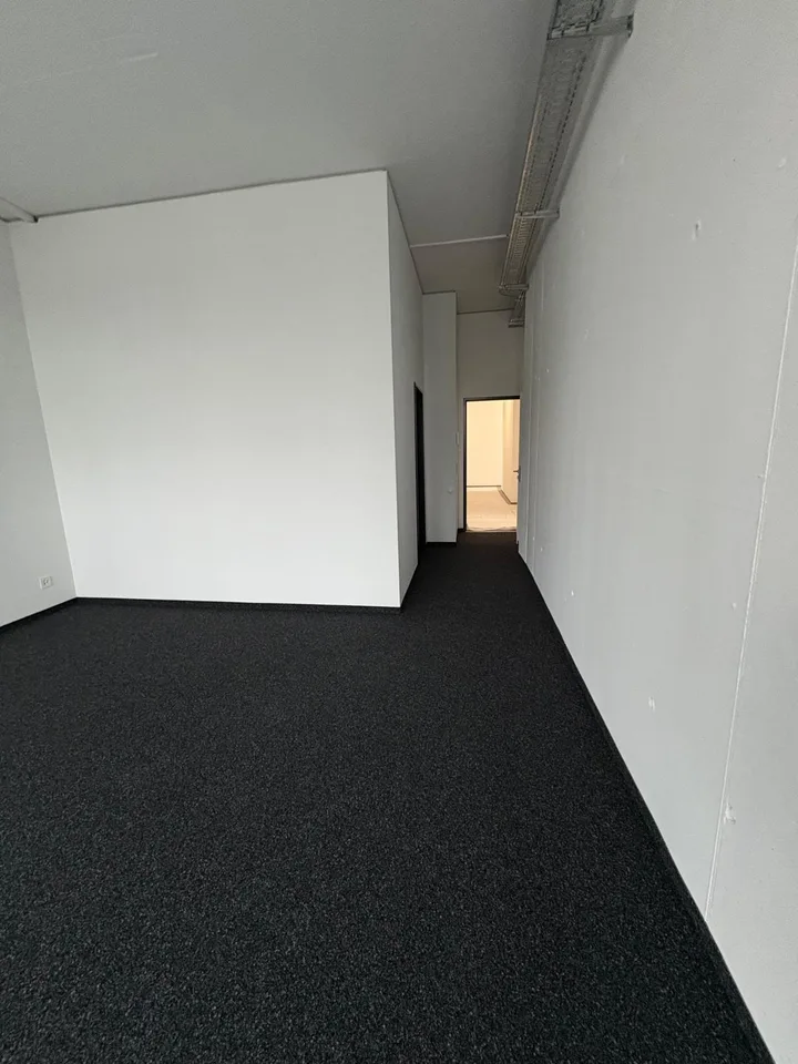 Neu ausgebaute Büros mit viel Flexibilität – Foto 6 von 7