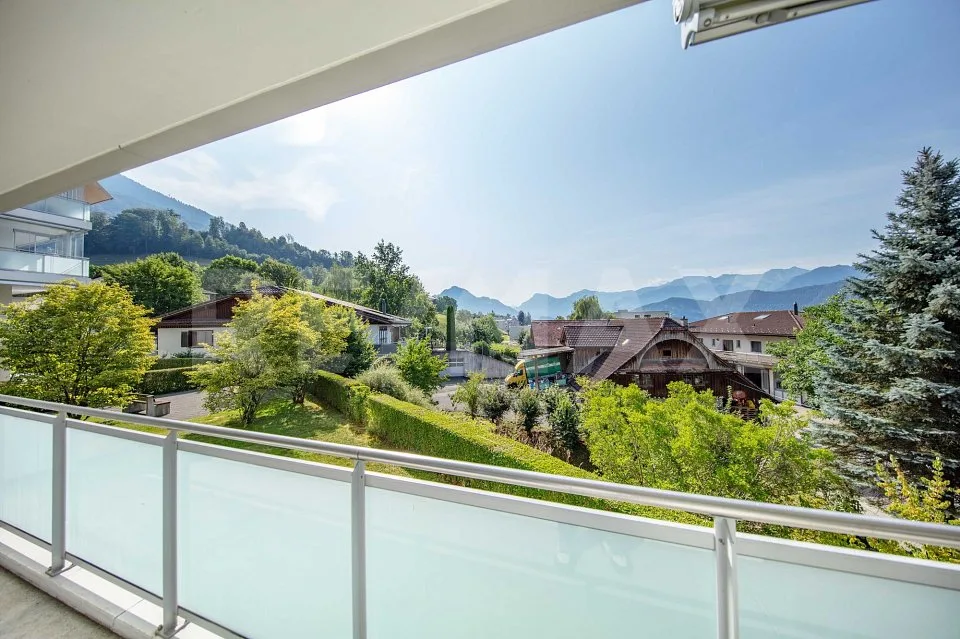 Appartement élégant, lumineux 3.5 pièces avec grande terrasse et vue panoramique sur les montagnes, 6353 Weggis LU – photo 11 sur 13