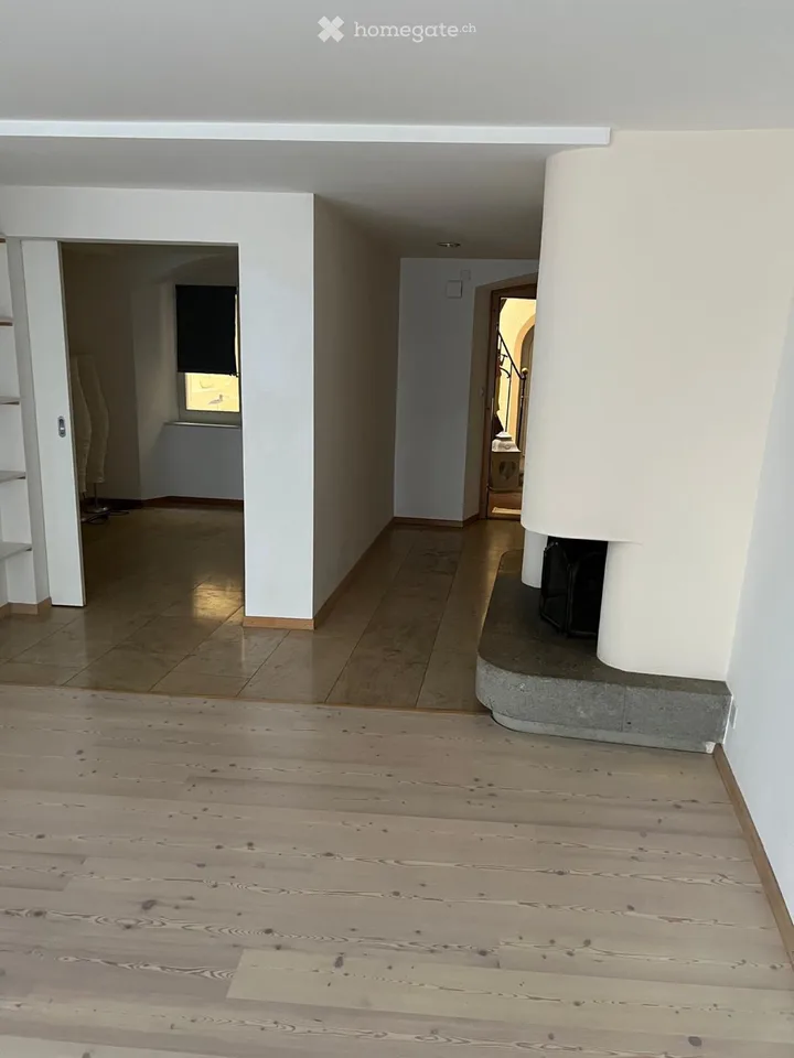Lage Wohnung 2,5 Zimmer