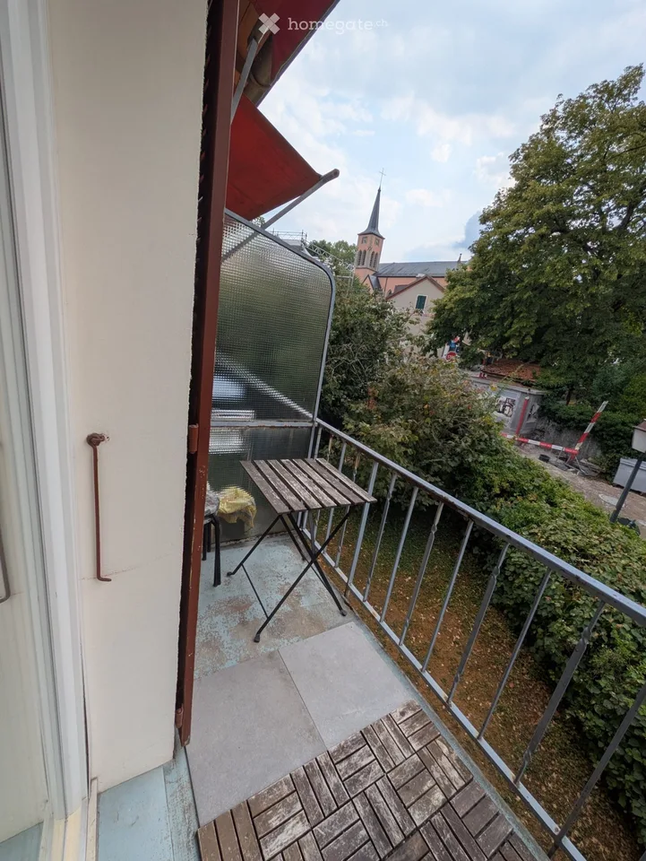 3 möblierte Zimmer