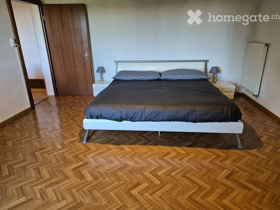 Chambre meublé avec douche, wc et kitchenette